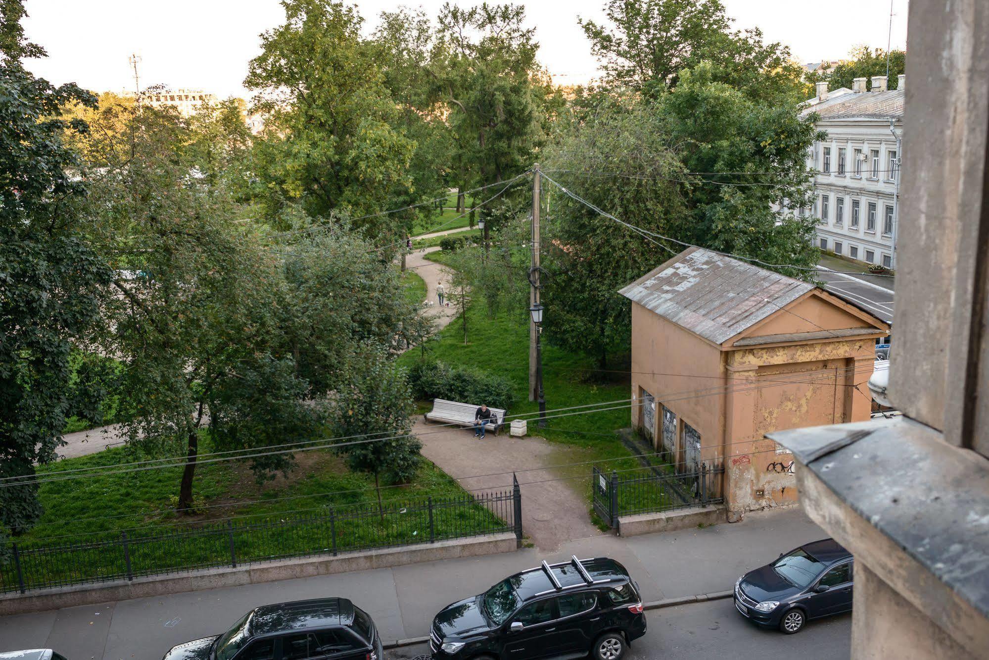 Zizu Hotel Sankt Petersburg Zewnętrze zdjęcie